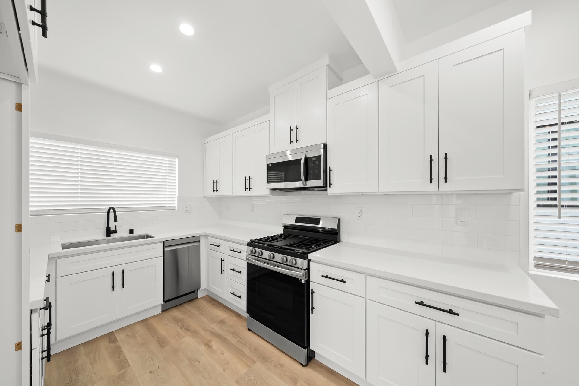 248 Beach Street - Photo 2