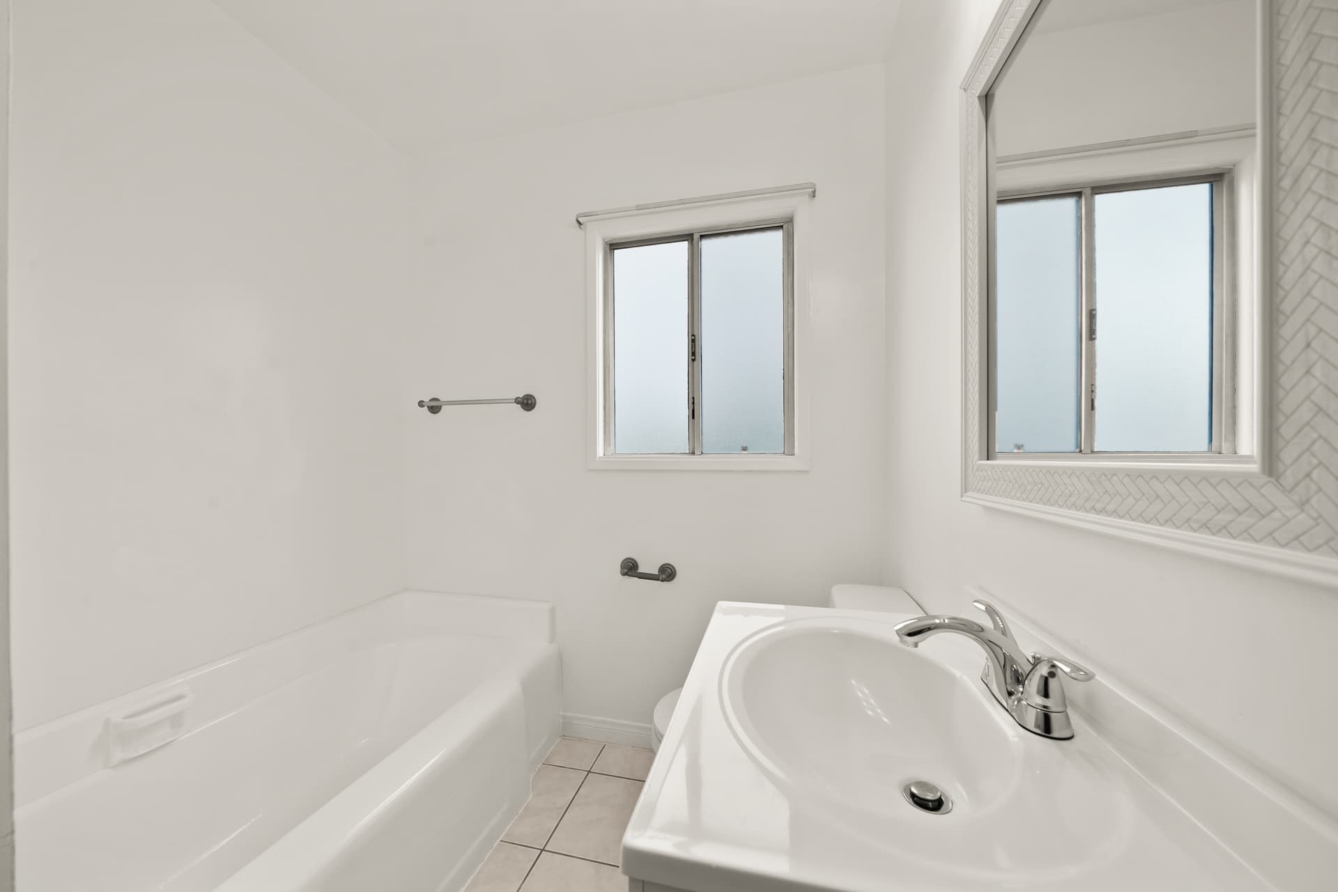 1001 QA Distinct Avenue - Photo 2